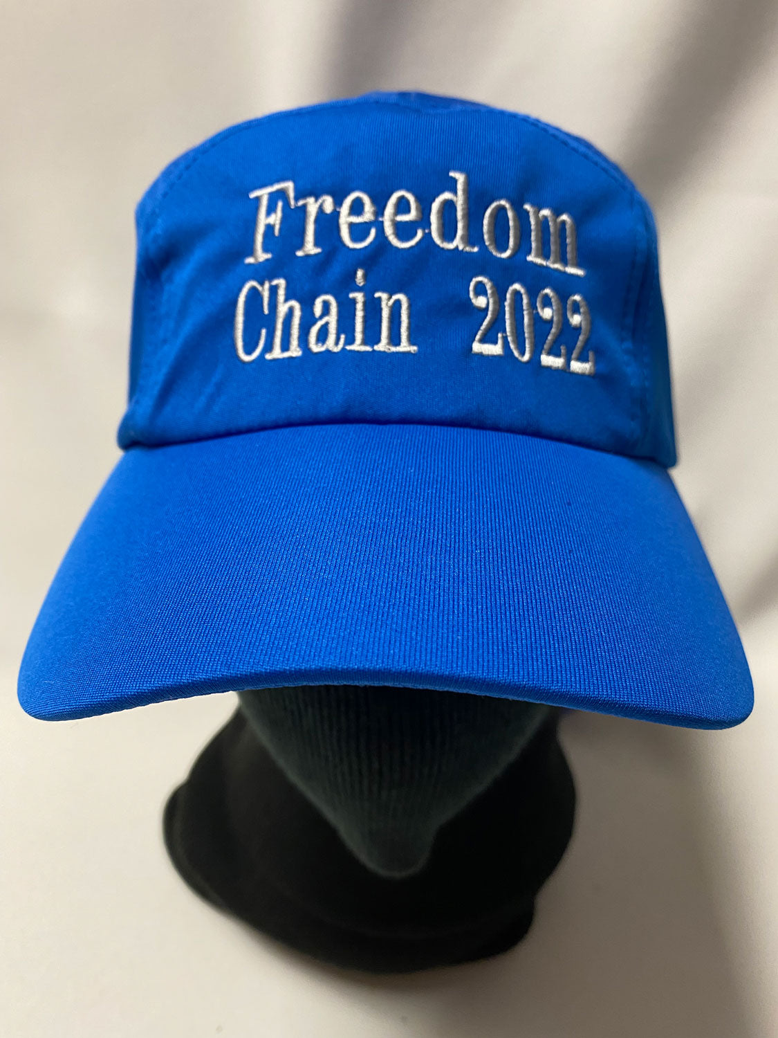 BALL CAP FREEDOM CHAIN 2022 - white embroidery on royal blue