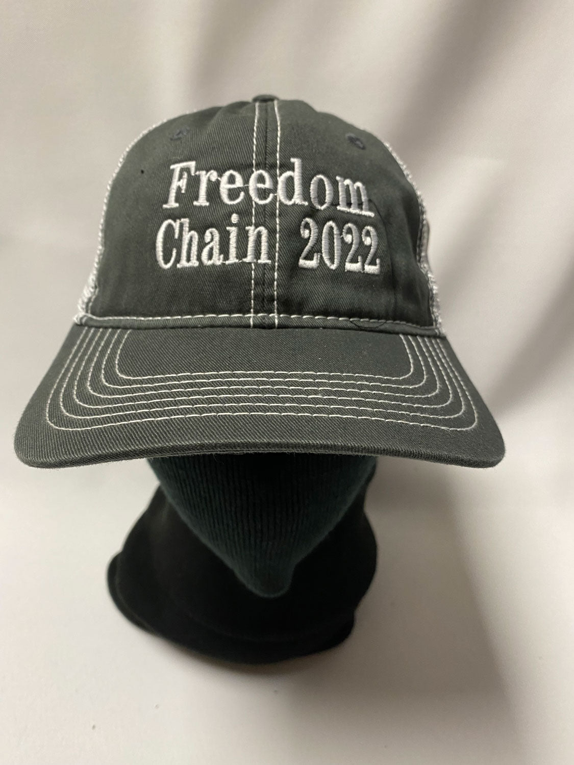 BALL CAP FREEDOM CHAIN 2022 - white embroidery on black/white thread detail